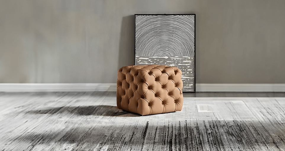 Backrest equipped pouffe, Estre combines comfort with support.